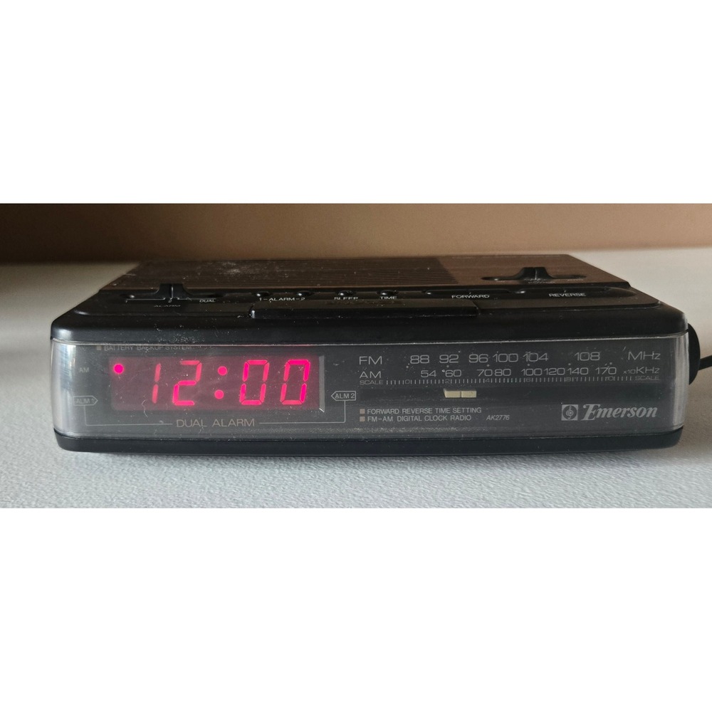 Vintage Emerson AK2776 Dual Alarm Clock Radio Red LED AM FM Tested Works‎